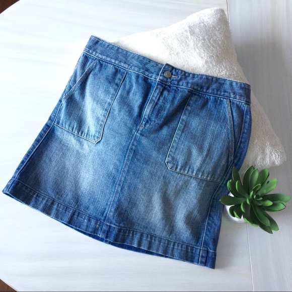 LOFT Dresses & Skirts - Ann Taylor Loft denim mini skirt